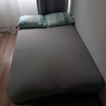 ホームステイ Comfy Flat Free Parking